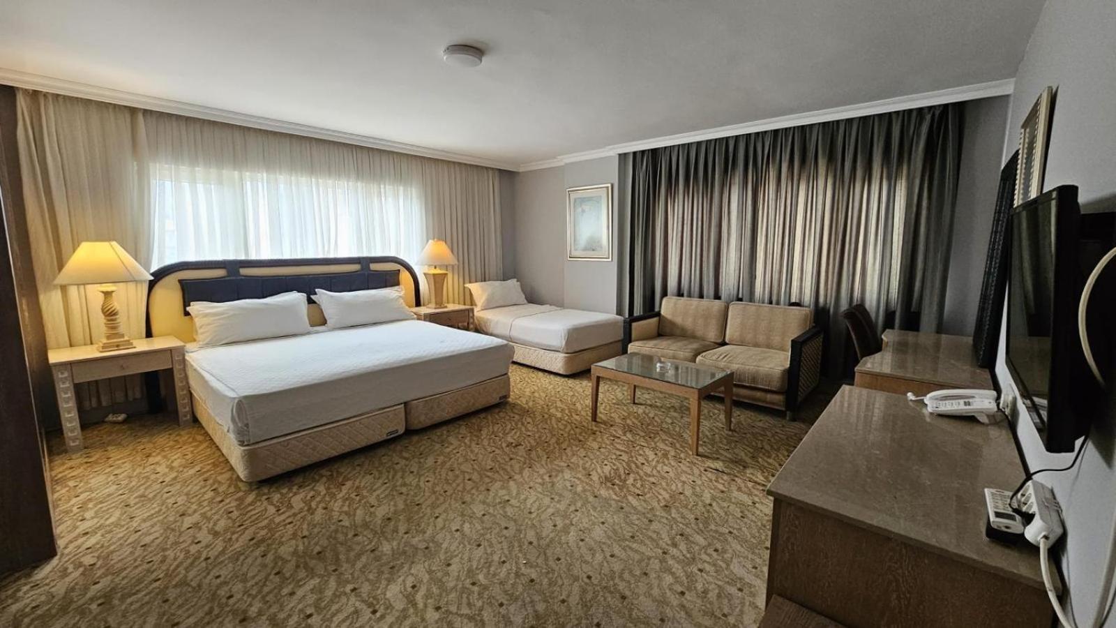 Sever Suites Hotel Antalia Esterno foto